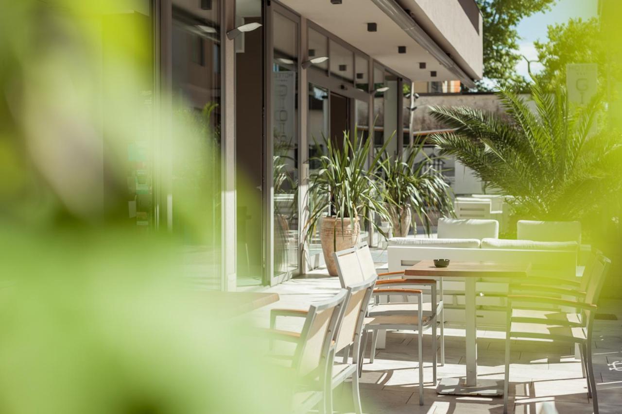 Hotel Gioia Римини Экстерьер фото