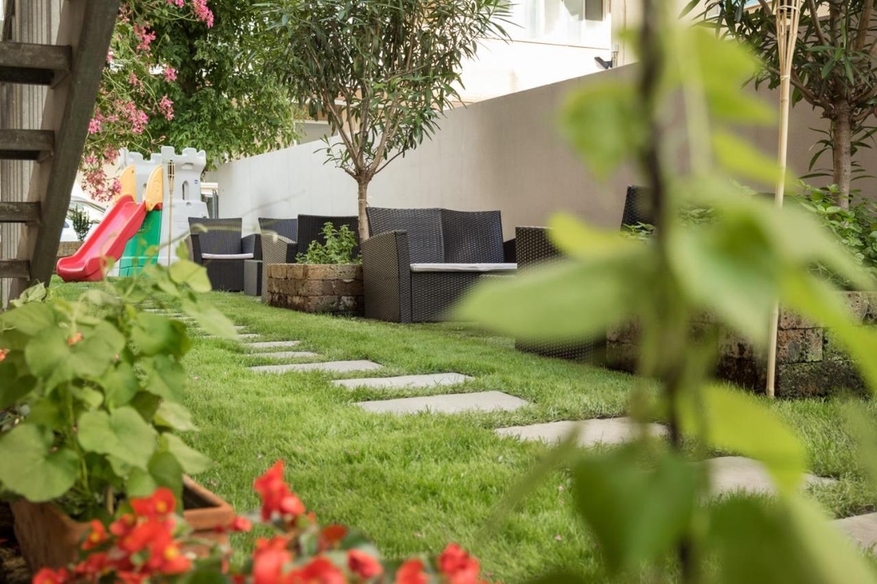 Hotel Gioia Римини Экстерьер фото